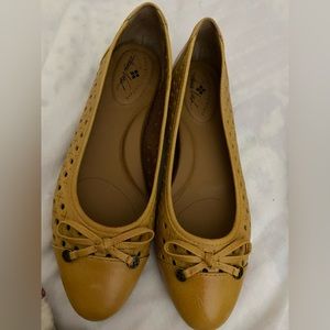Patricia Nash Flat Shoes